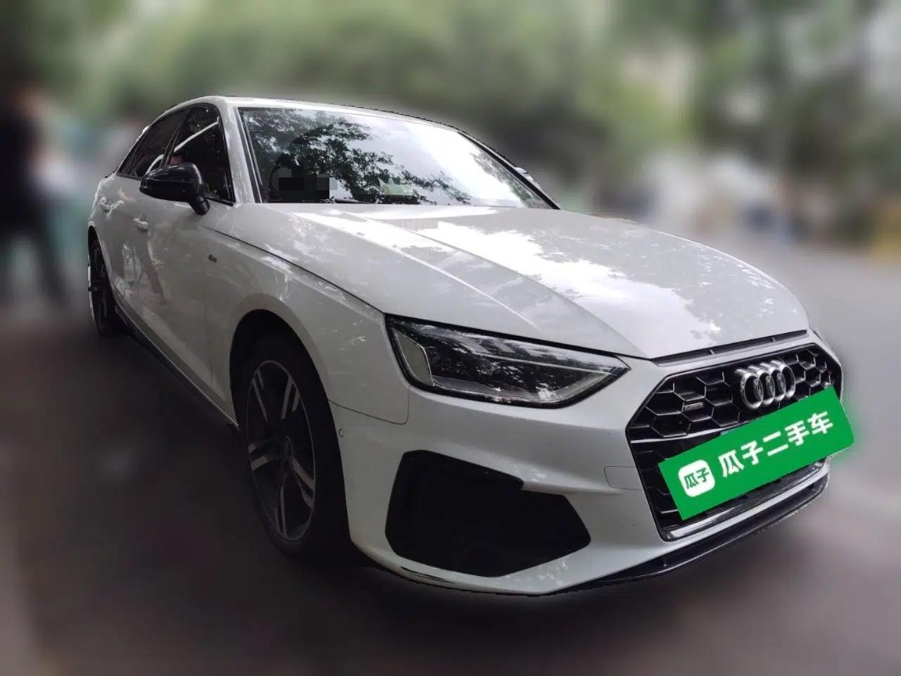 Audi A4L 2022 40 TFSI Luxury Dynamic Model — миниатюра 3