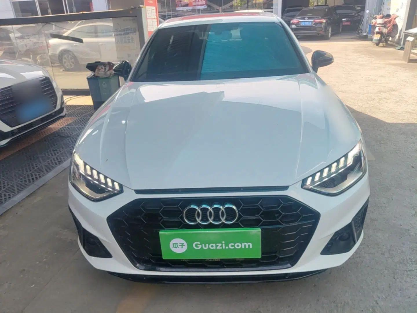 Audi A4L 2024 40 TFSI Luxury Dynamic Edition — миниатюра 2
