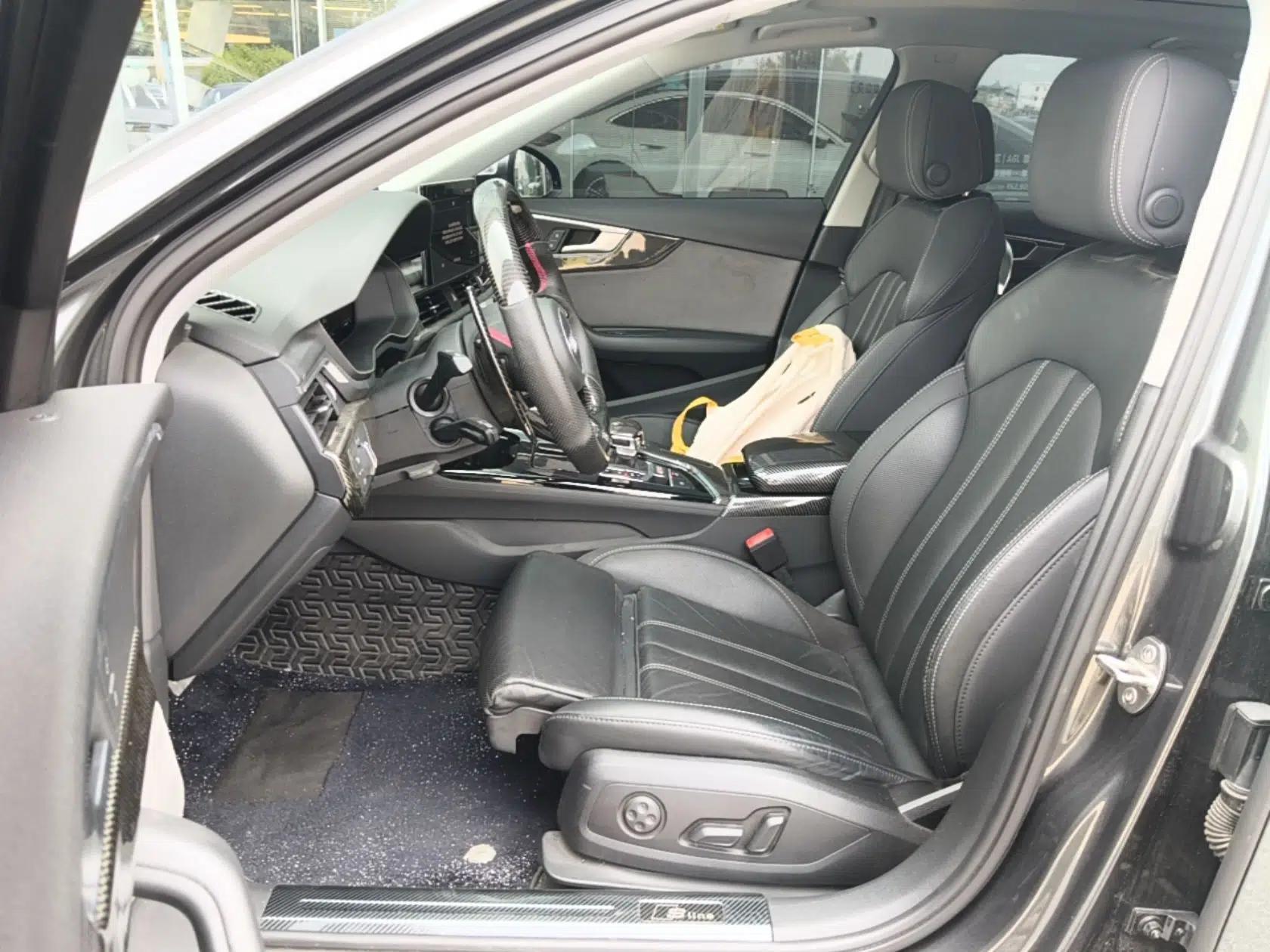 Audi A4L 2020 40 TFSI quattro Luxury Dynamic Model — миниатюра 17