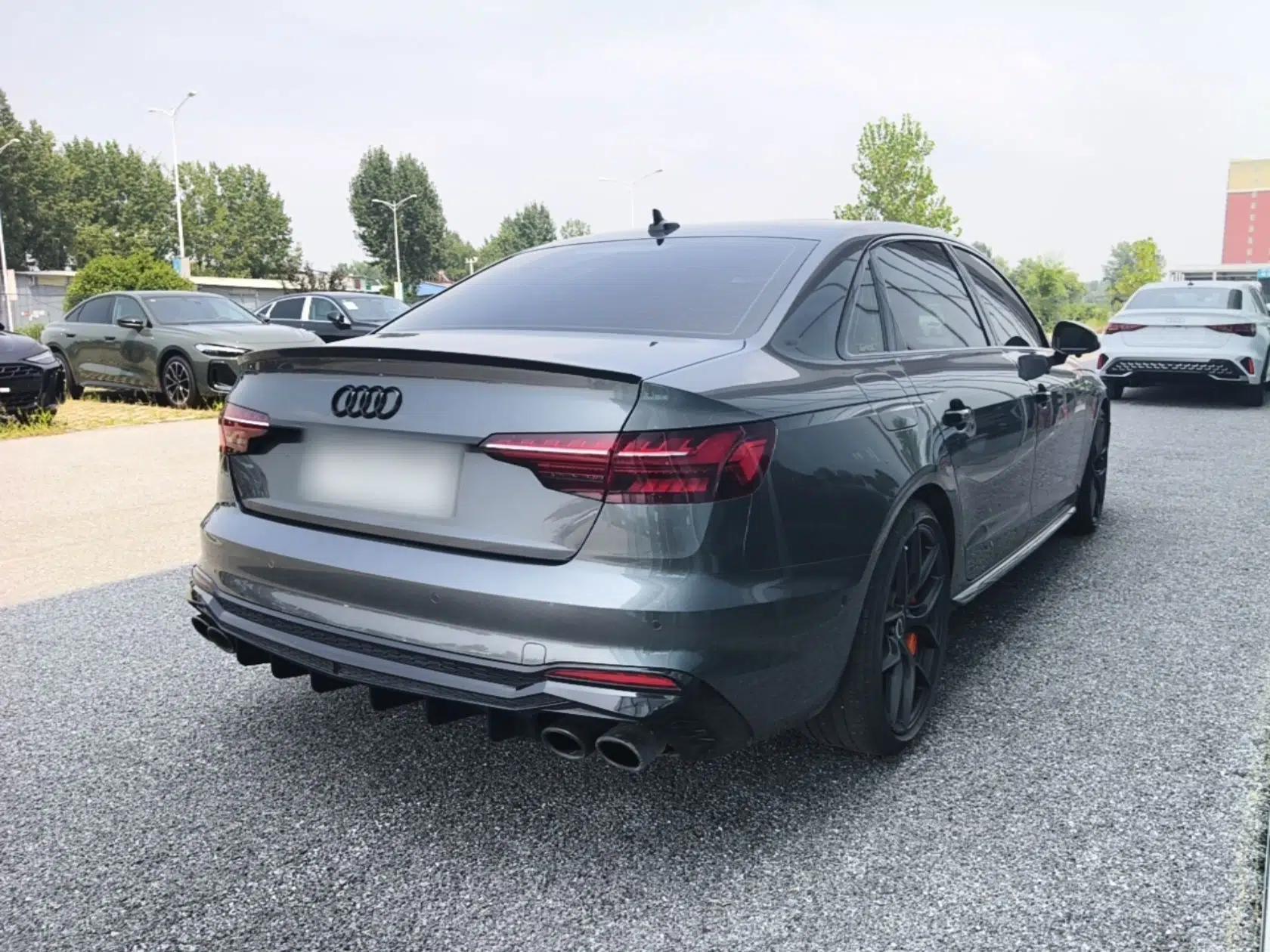 Audi A4L 2020 40 TFSI quattro Luxury Dynamic Model — миниатюра 6