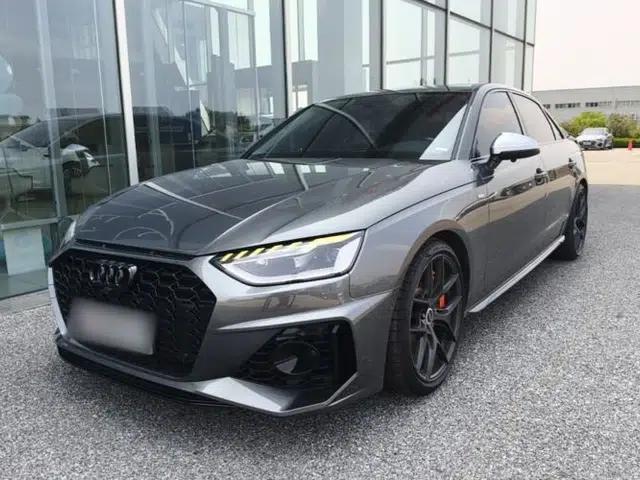 Audi A4L 2020 40 TFSI quattro Luxury Dynamic Model