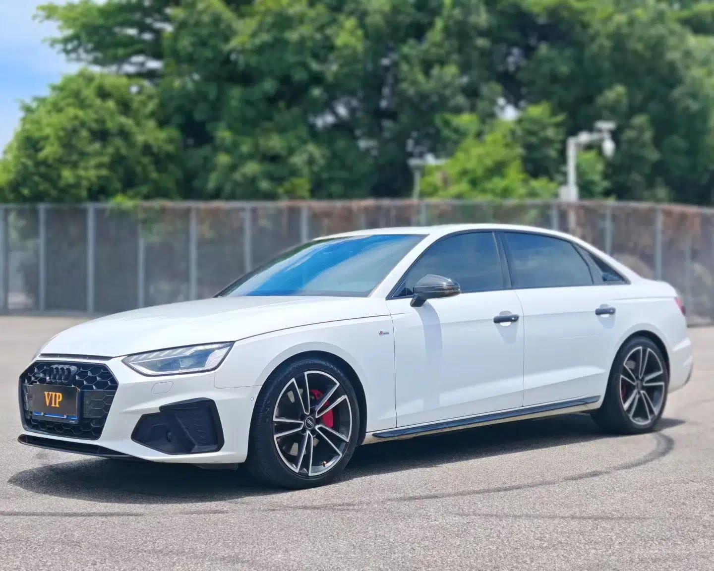 Audi A4L 2023 45 TFSI quattro Prestige Dynamic Edition — миниатюра 1