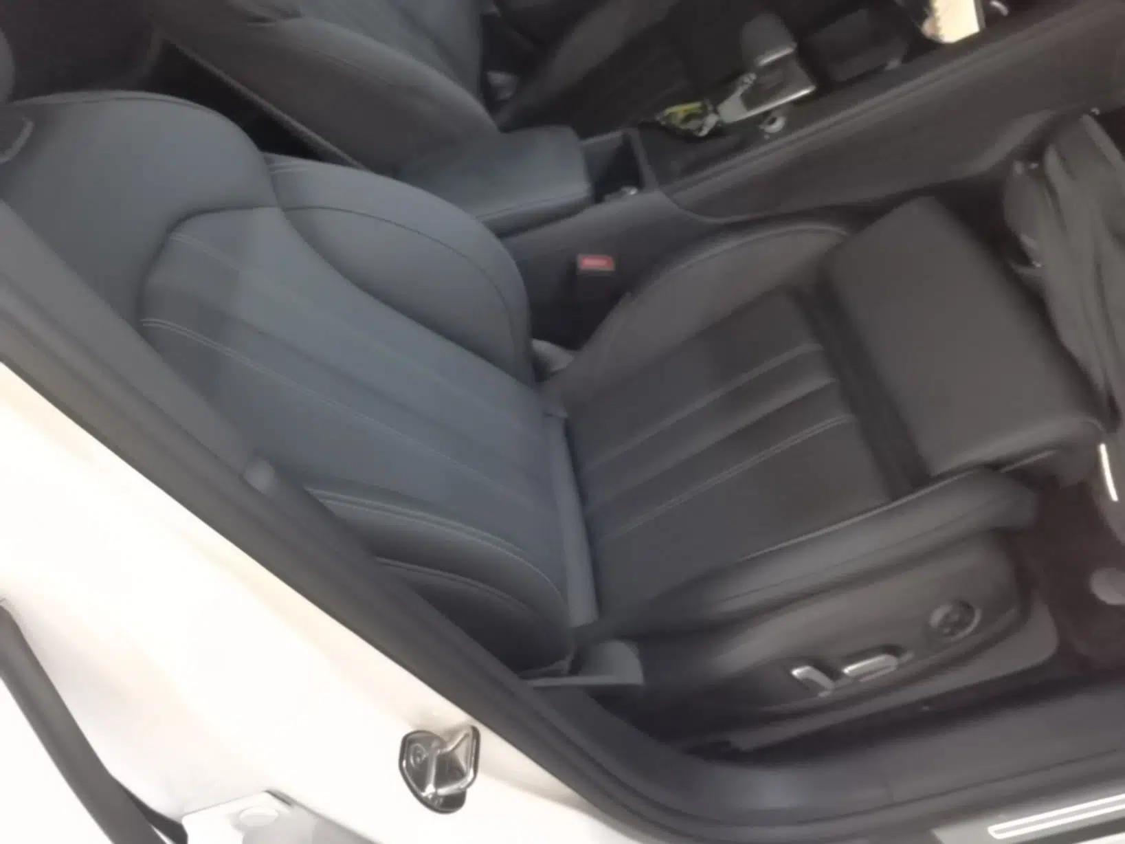 Audi A4L 2024 40 TFSI Luxury Dynamic Edition — миниатюра 19