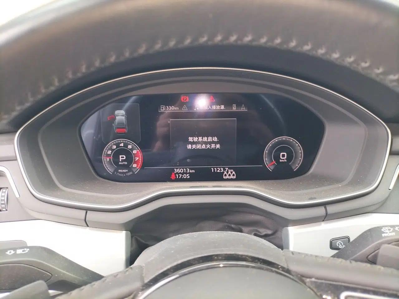 Audi A4L 2020 40 TFSI Luxury Dynamic Model — миниатюра 11