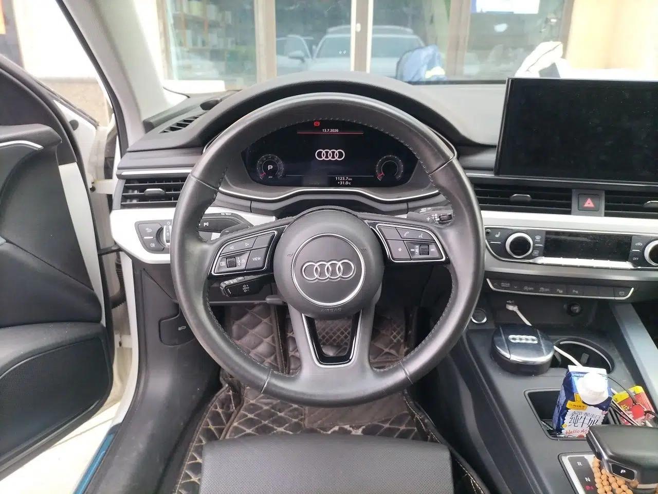 Audi A4L 2020 40 TFSI Luxury Dynamic Model — миниатюра 10