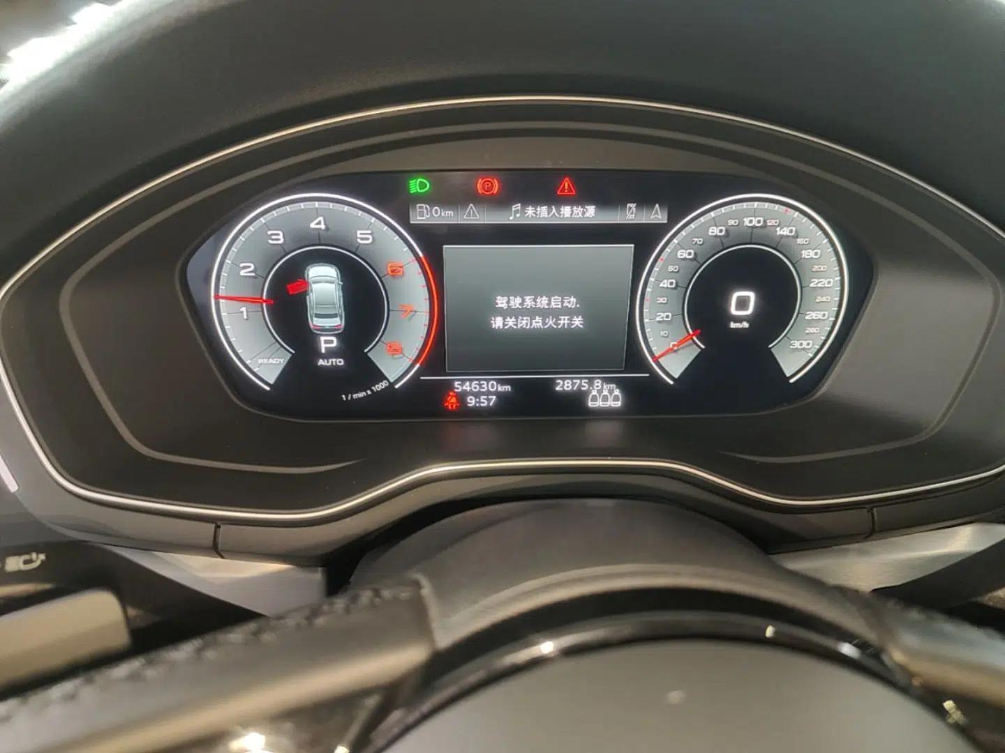 Audi A4L 2022 40 TFSI Luxury Dynamic Model — миниатюра 19