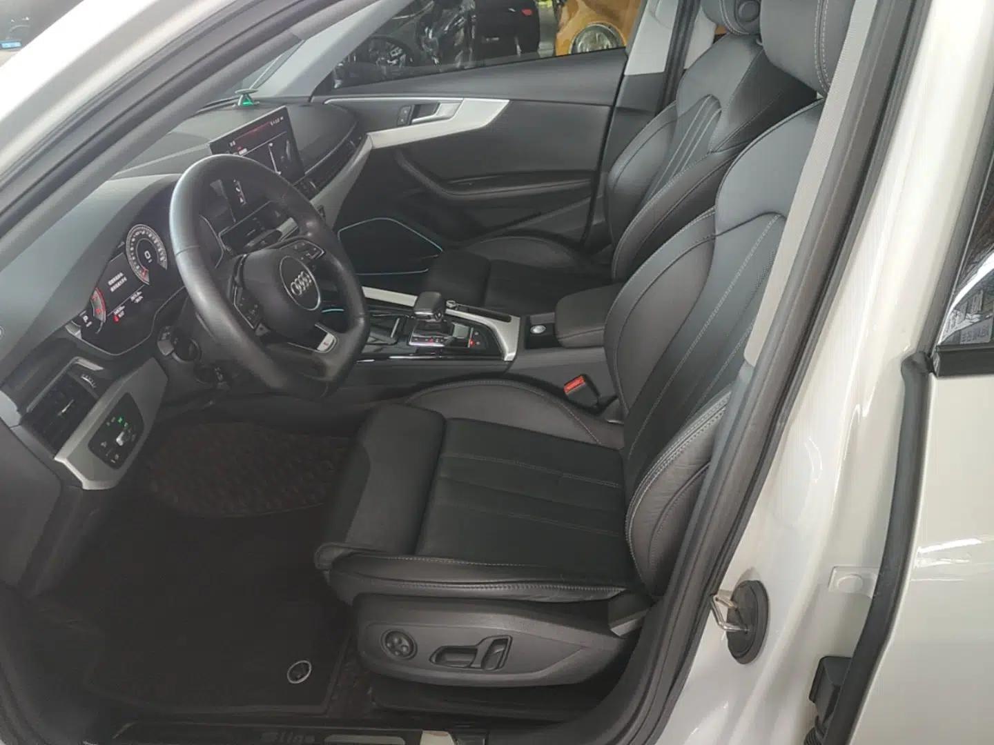 Audi A4L 2022 40 TFSI Luxury Dynamic Model — миниатюра 22