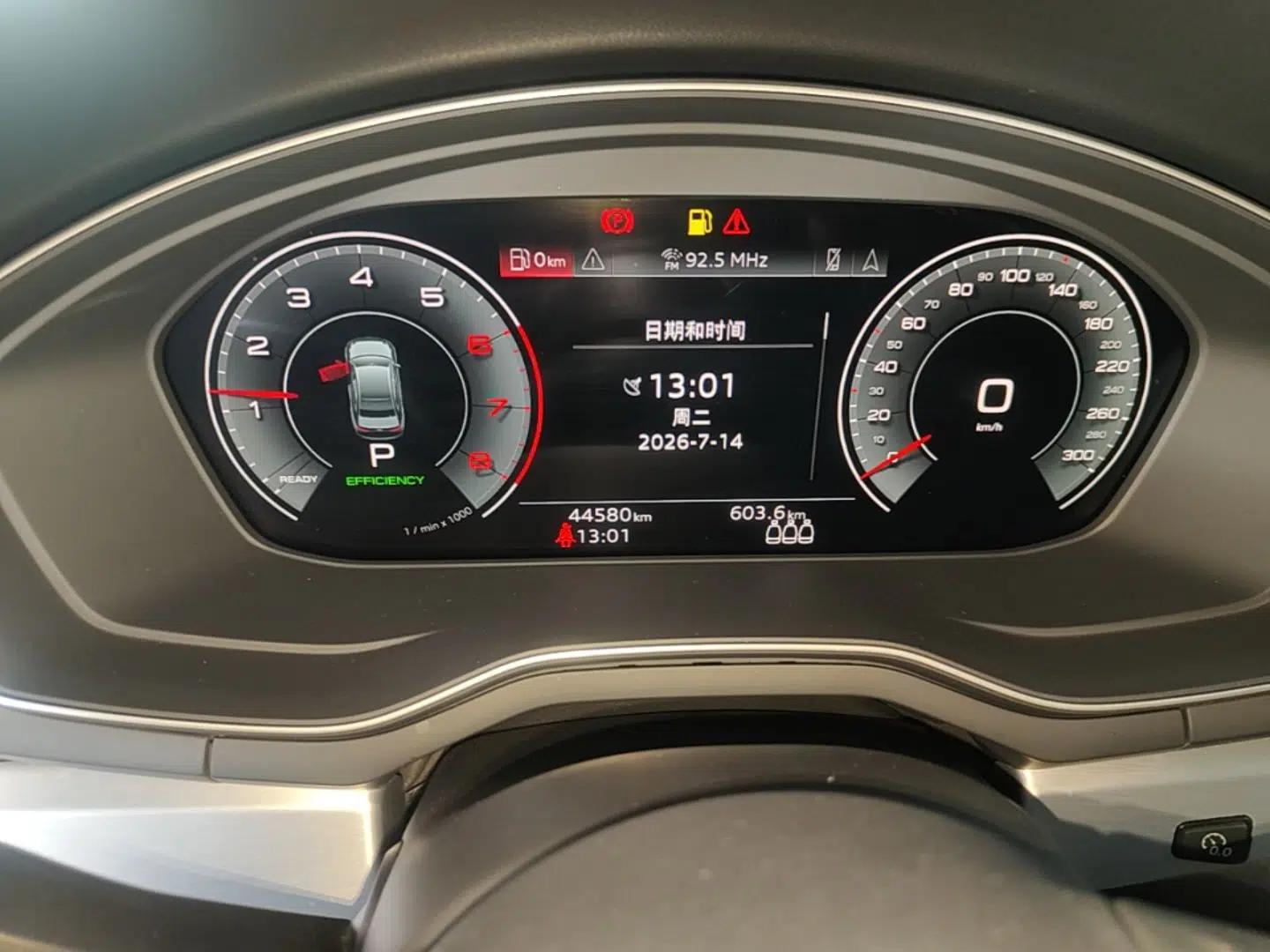 Audi A4L 2022 40 TFSI Fashion Dynamic Model — миниатюра 14