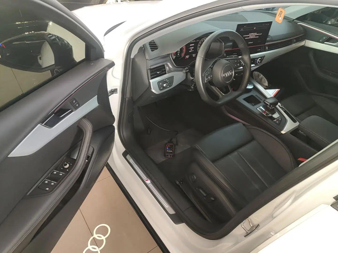 Audi A4L 2022 40 TFSI Fashion Dynamic Model — миниатюра 18