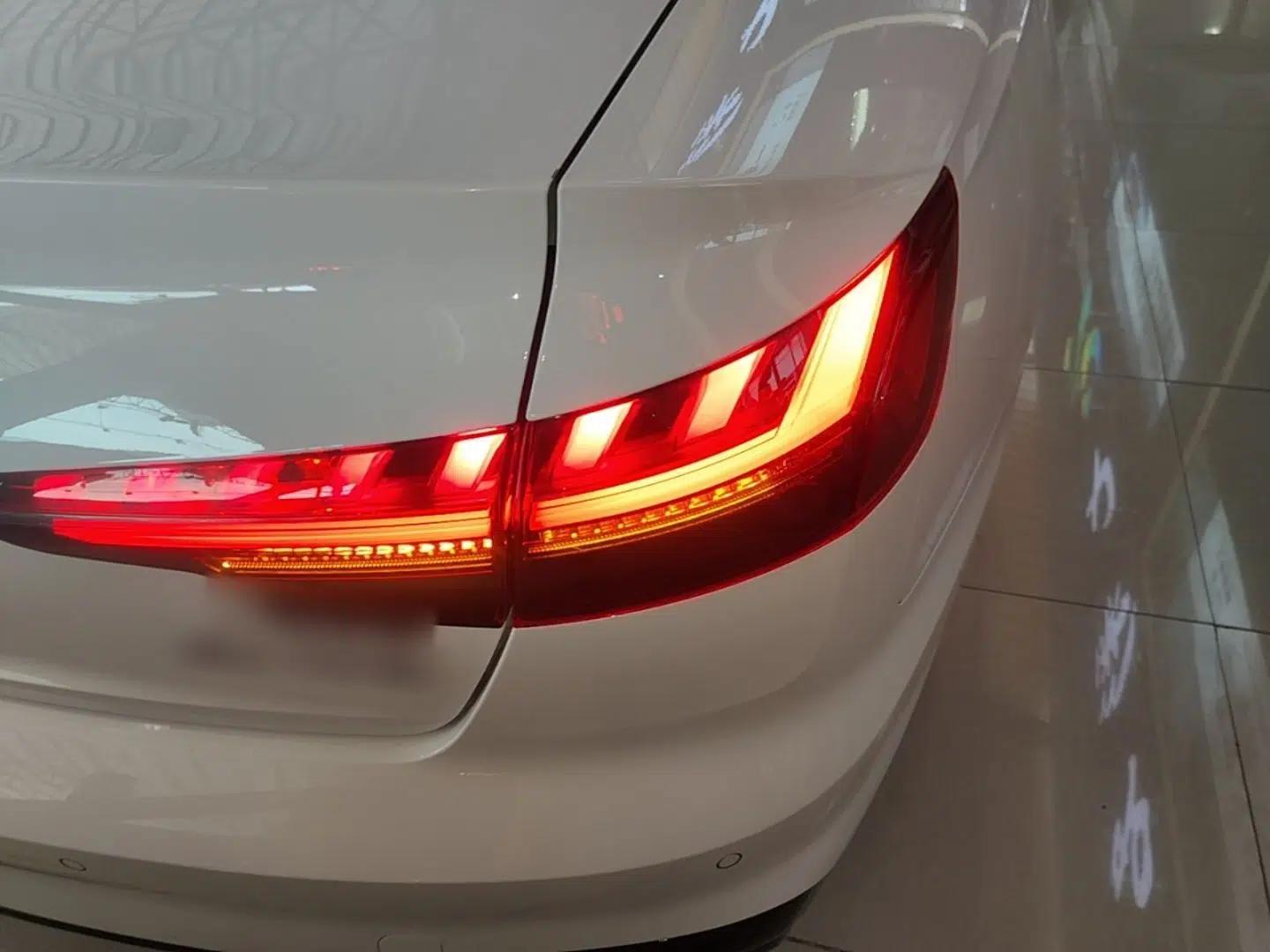 Audi A4L 2022 40 TFSI Fashion Dynamic Model — миниатюра 9