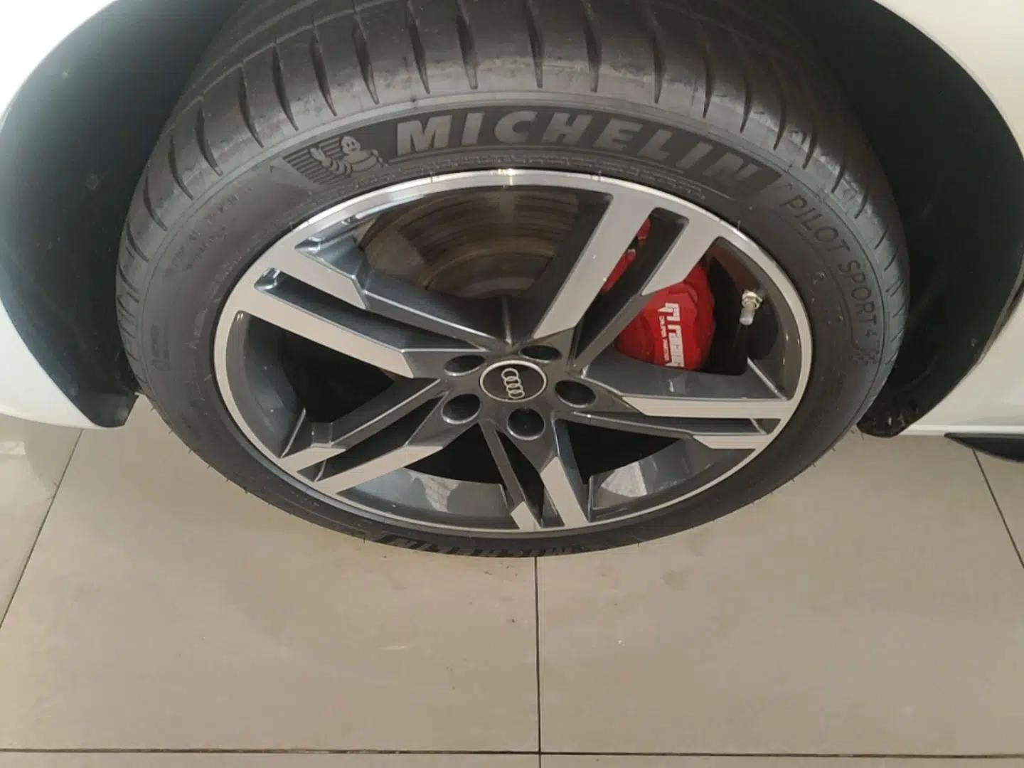 Audi A4L 2022 40 TFSI Fashion Dynamic Model — миниатюра 10