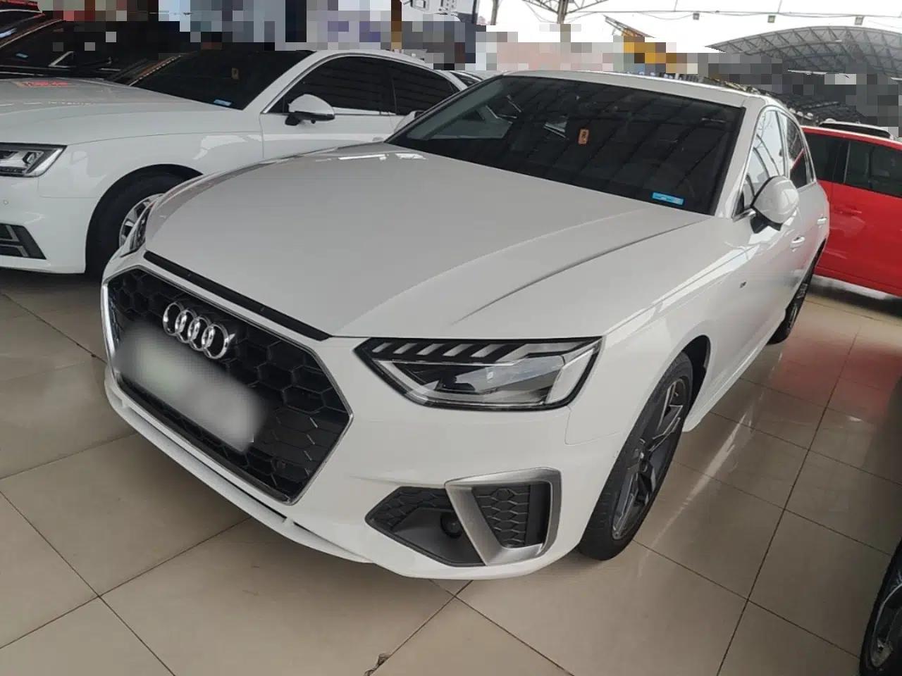 Audi A4L 2020 40 TFSI Luxury Dynamic Model — миниатюра 1