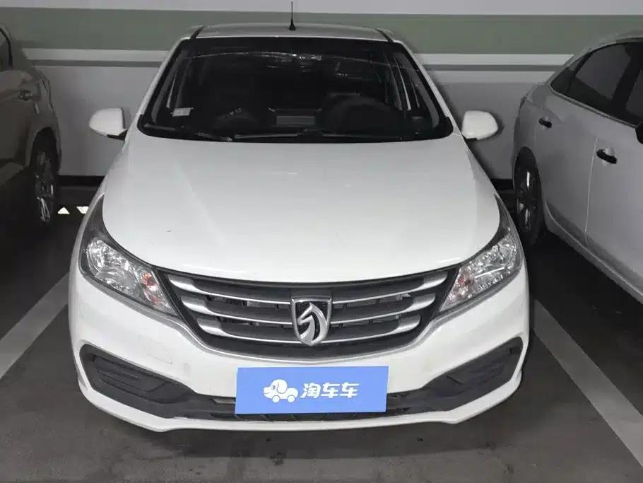 Baojun 310 2016 1.2L Manual Comfort Model — миниатюра 2