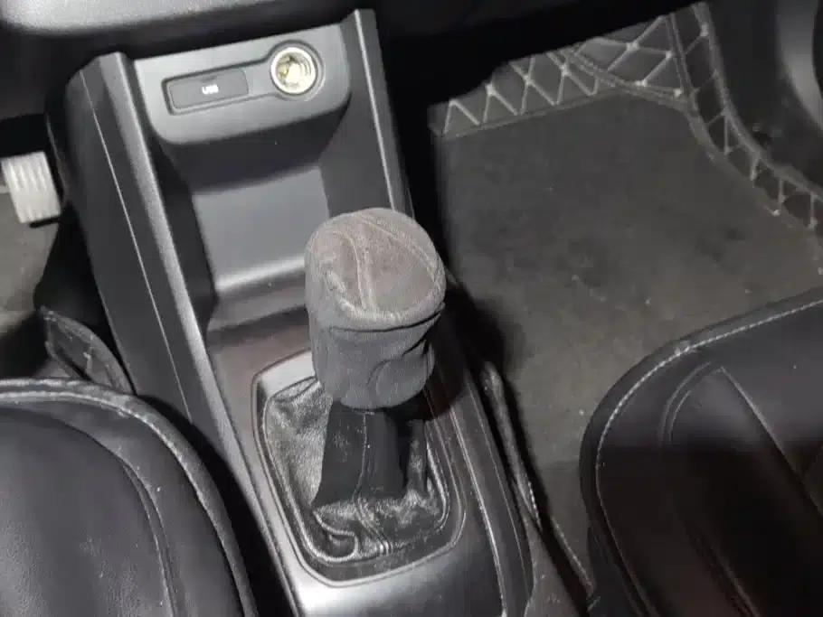 Baojun 310 2016 1.2L Manual Comfort Model — миниатюра 16