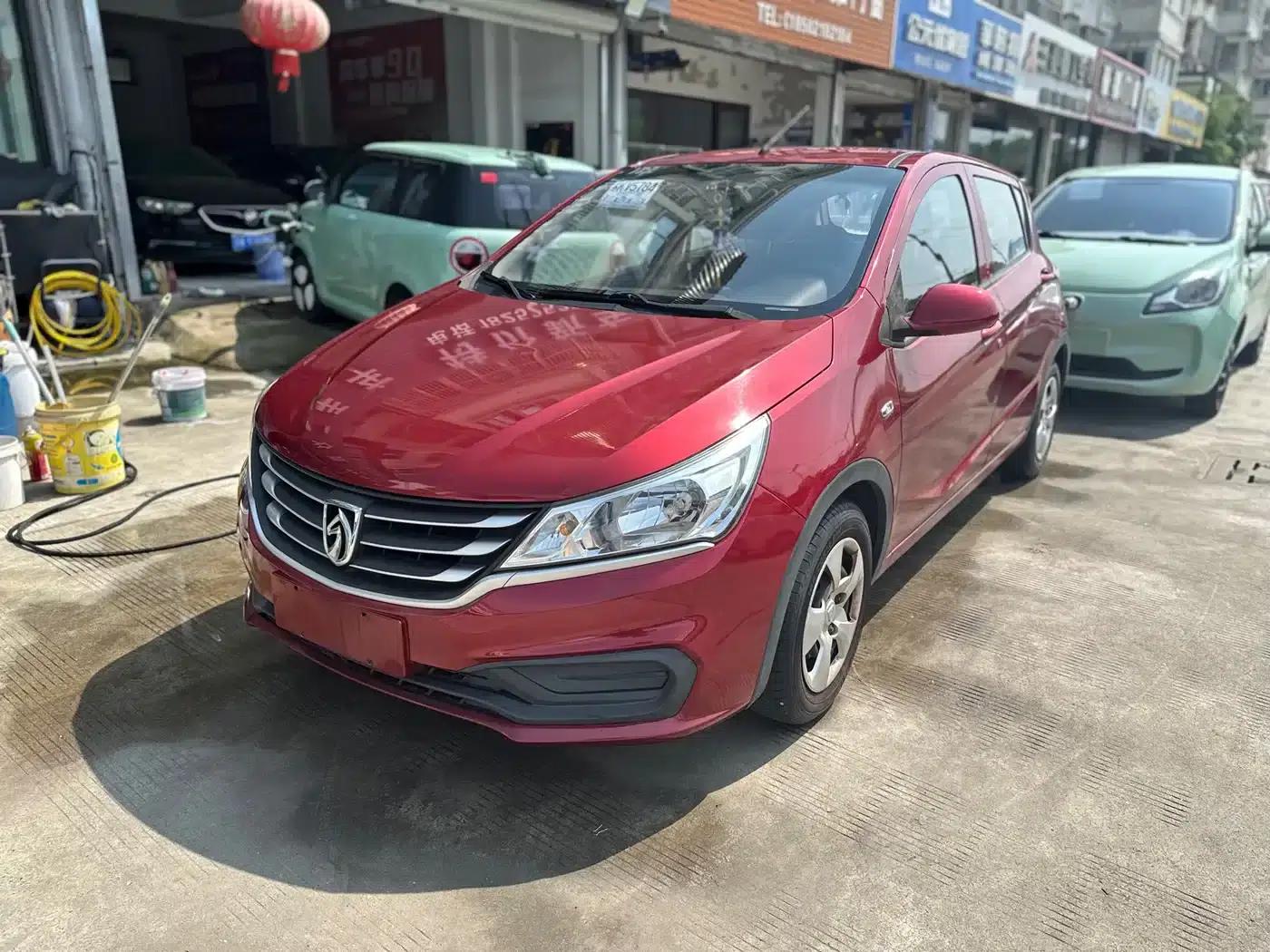 Baojun 310 2016 1.2L Manual Comfort Model — миниатюра 1