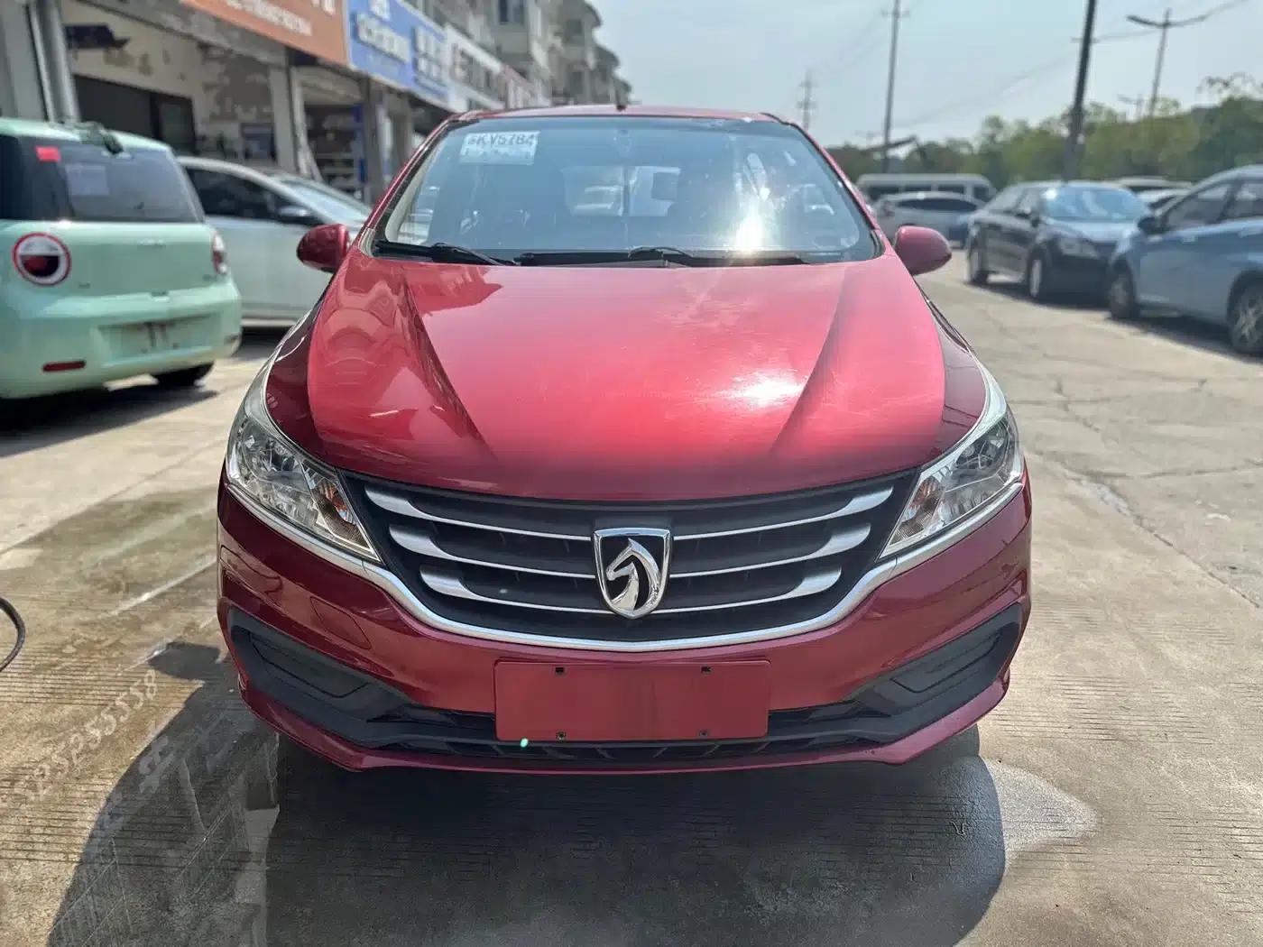 Baojun 310 2016 1.2L Manual Comfort Model — миниатюра 2