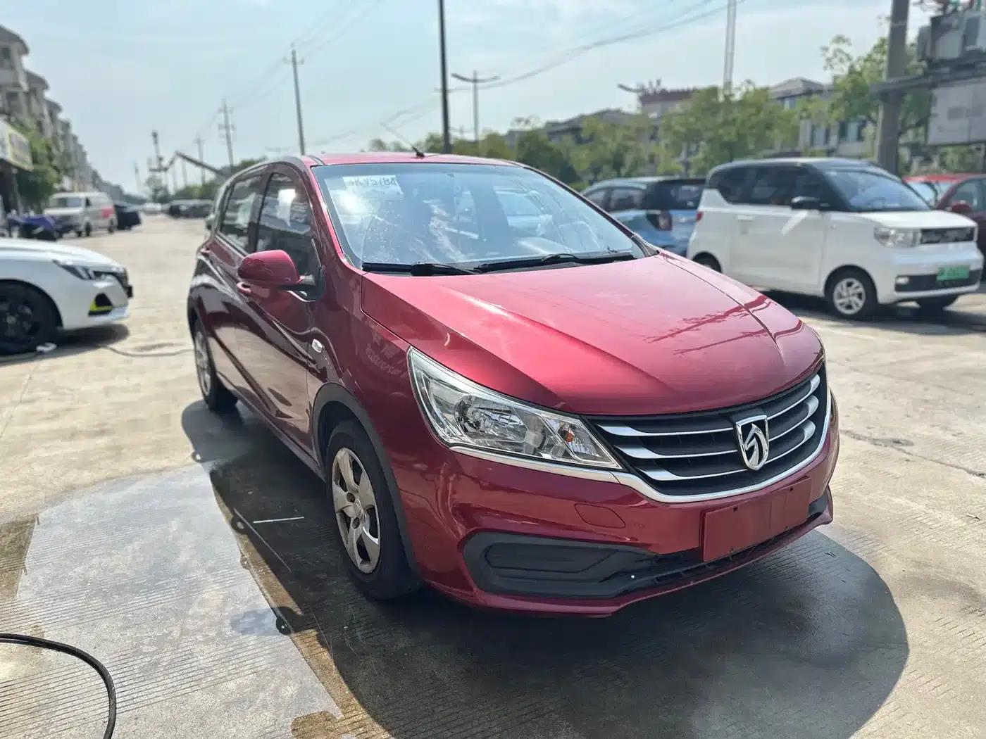 Baojun 310 2016 1.2L Manual Comfort Model — миниатюра 3