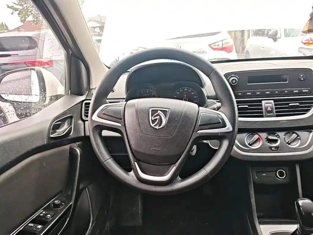 Baojun 310 2016 1.2L Manual Comfort Model — миниатюра 11