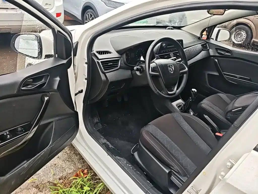 Baojun 310 2016 1.2L Manual Comfort Model — миниатюра 16