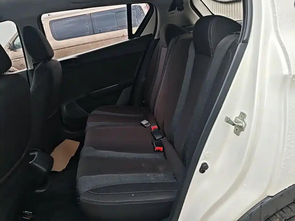 Baojun 310 2016 1.2L Manual Comfort Model — миниатюра 17