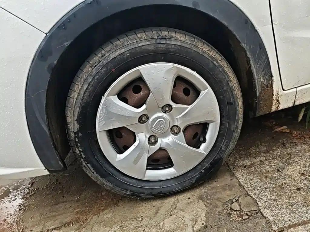 Baojun 310 2016 1.2L Manual Comfort Model — миниатюра 23