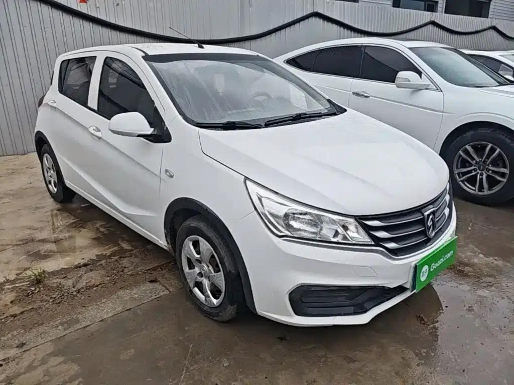 Baojun 310 2016 1.2L Manual Comfort Model — миниатюра 4