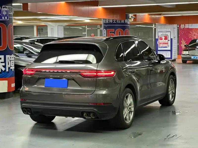 2022 Cayenne 3.0T Platinum Edition — миниатюра 6