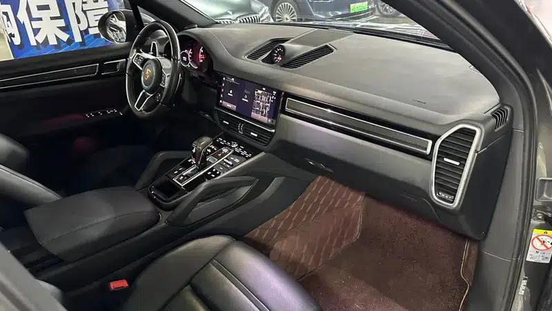 2022 Cayenne 3.0T Platinum Edition — миниатюра 7