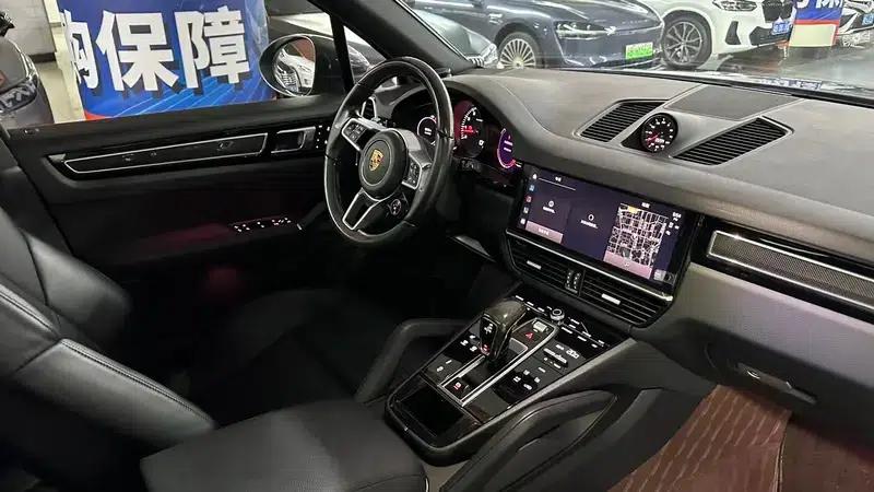 2022 Cayenne 3.0T Platinum Edition — миниатюра 9
