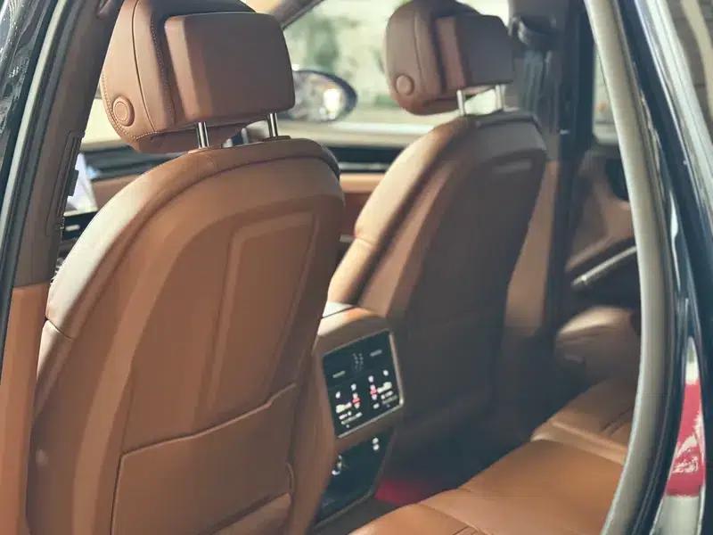 2022 Cayenne S 2.9T Platinum Edition — миниатюра 11