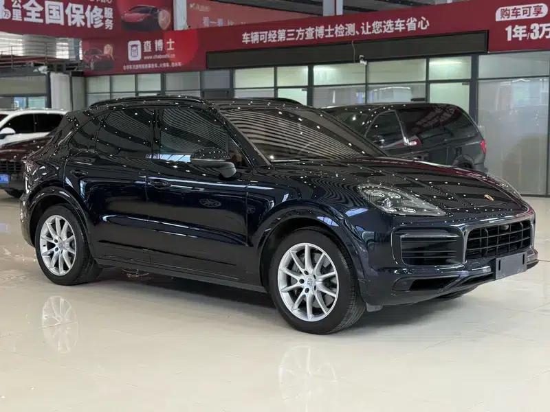 2022 Cayenne S 2.9T Platinum Edition — миниатюра 3