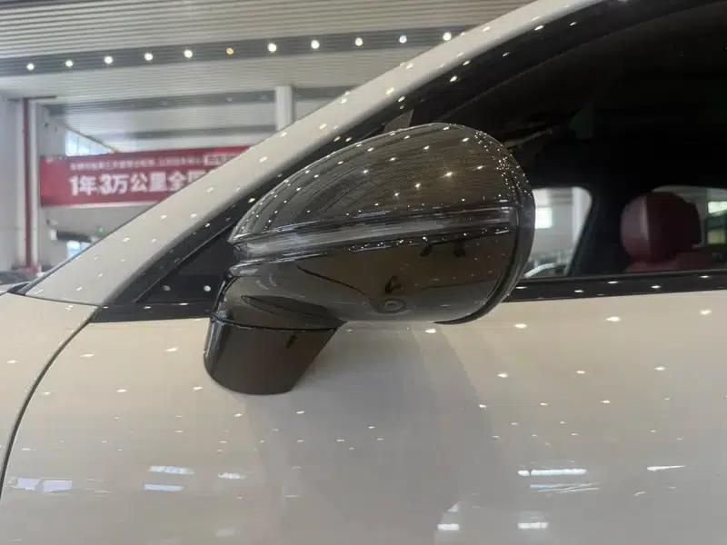 2023 Cayenne Coupé 3.0T Platinum Edition — миниатюра 9