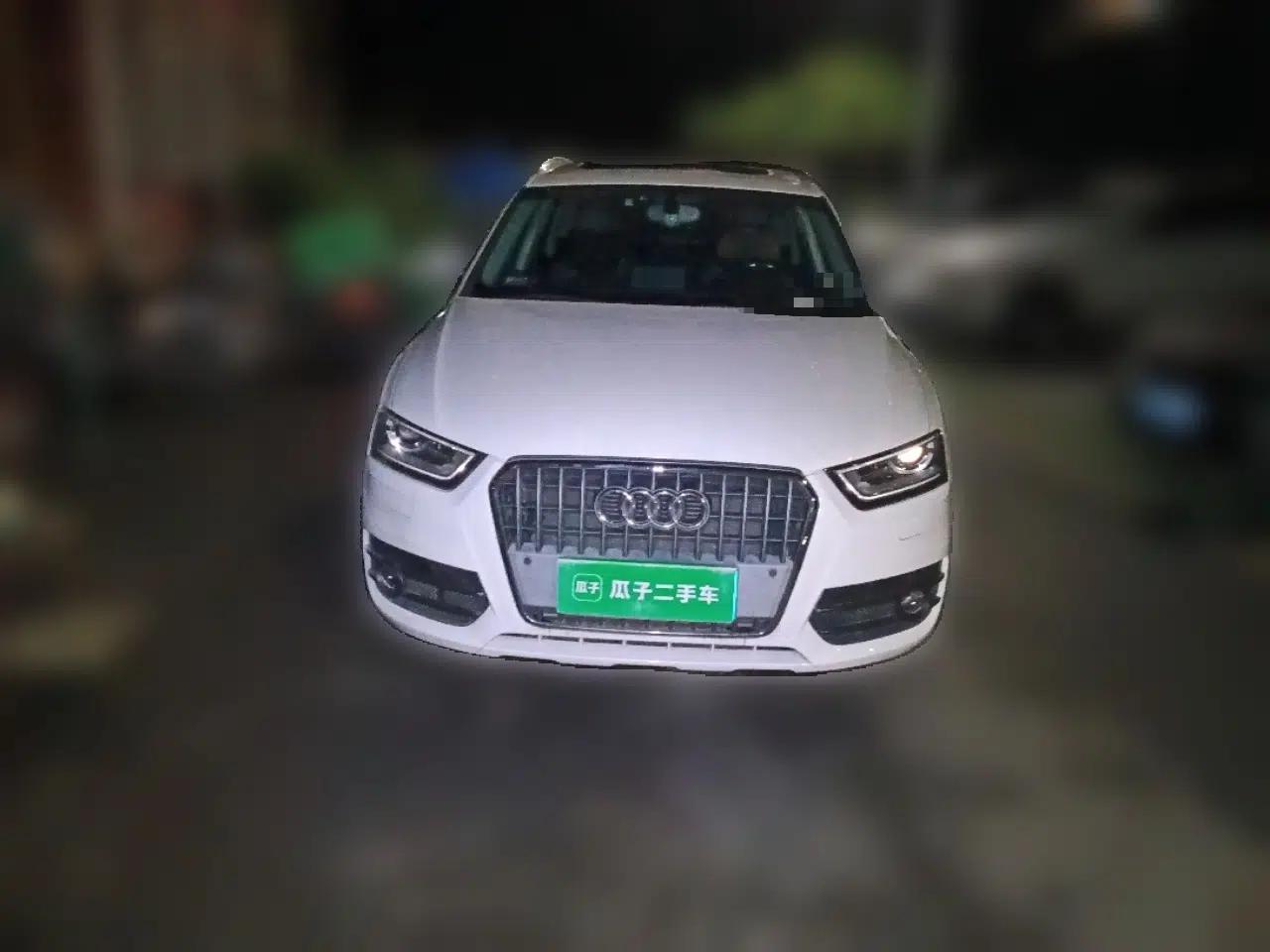 Audi Q3 2013 35 TFSI Comfort Model — миниатюра 2