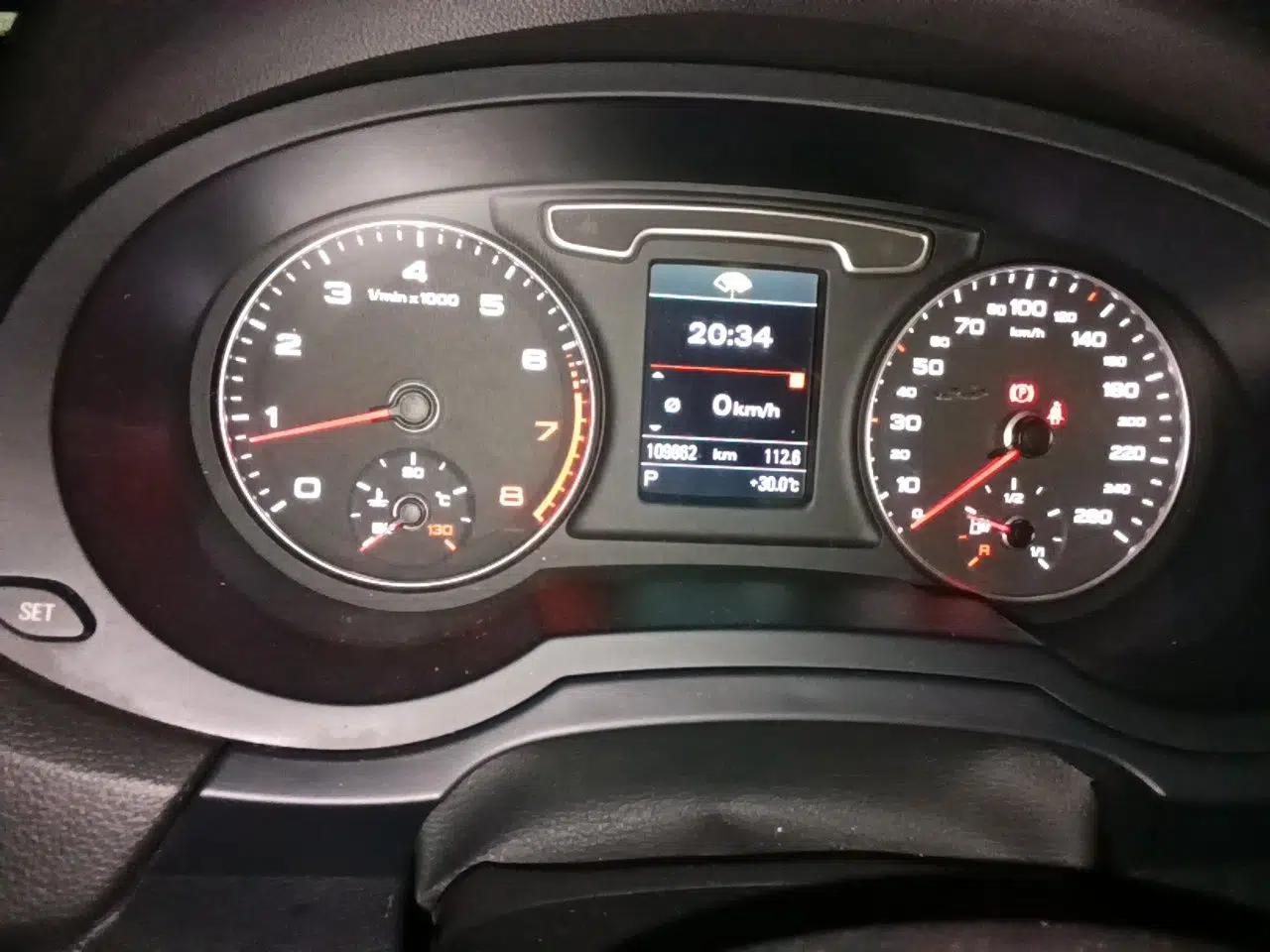 Audi Q3 2013 35 TFSI Comfort Model — миниатюра 12