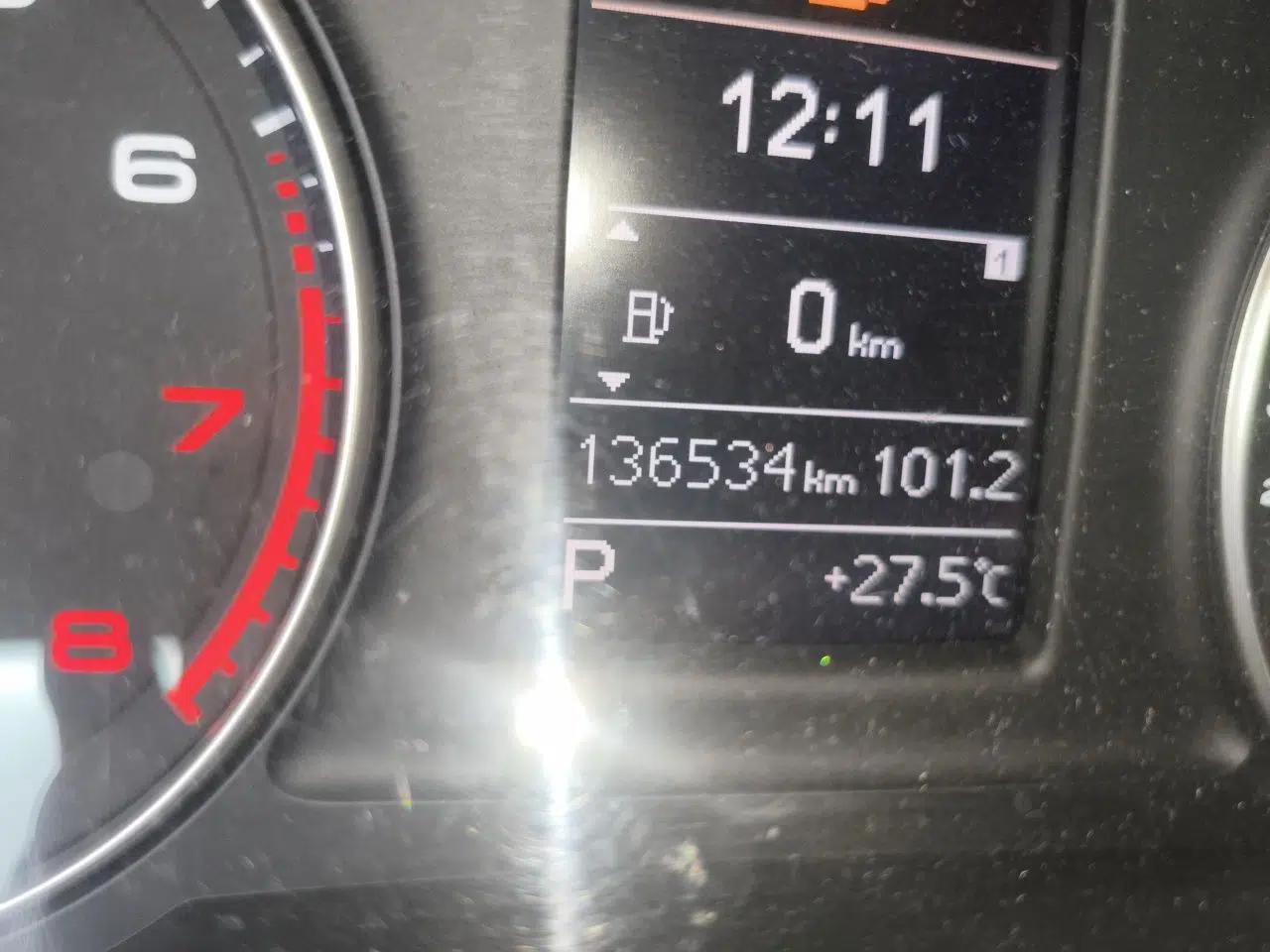 Audi Q3 2016 30 TFSI Standard Model — миниатюра 12