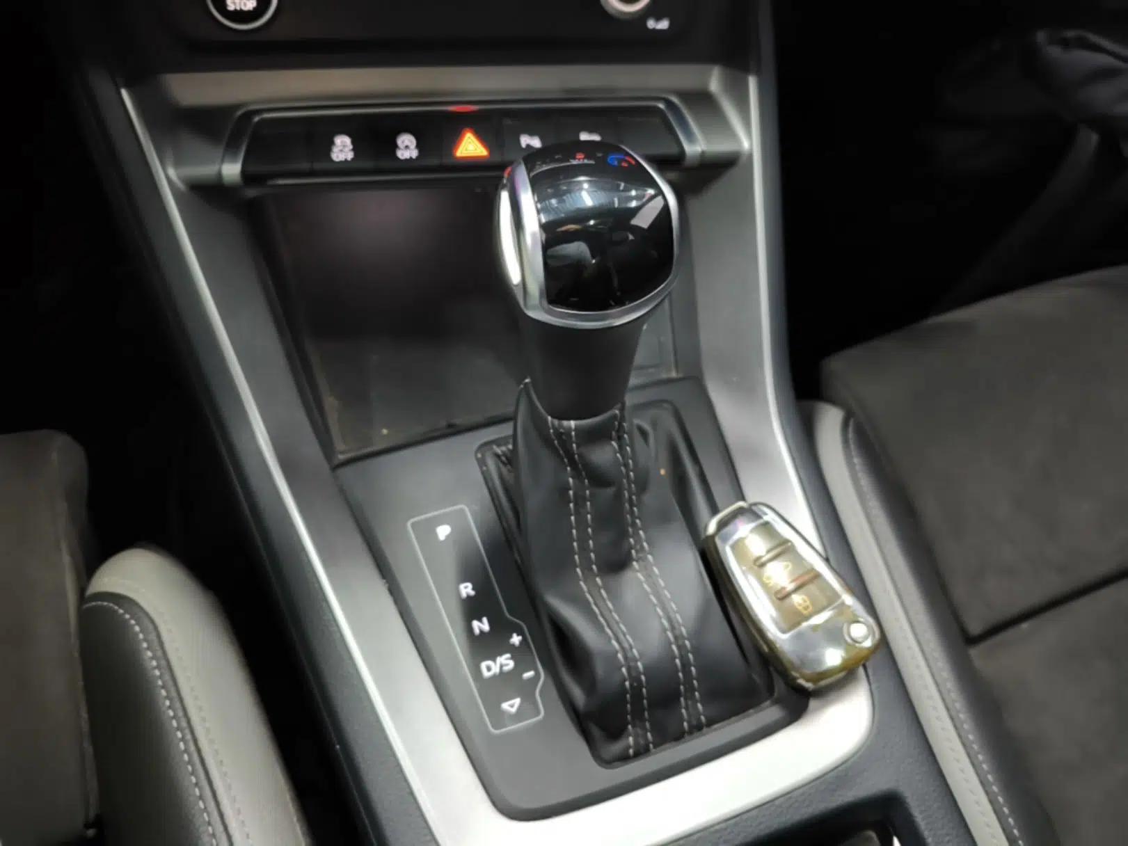 Audi Q3 2021 35 TFSI Fashion Dynamic Model — миниатюра 16