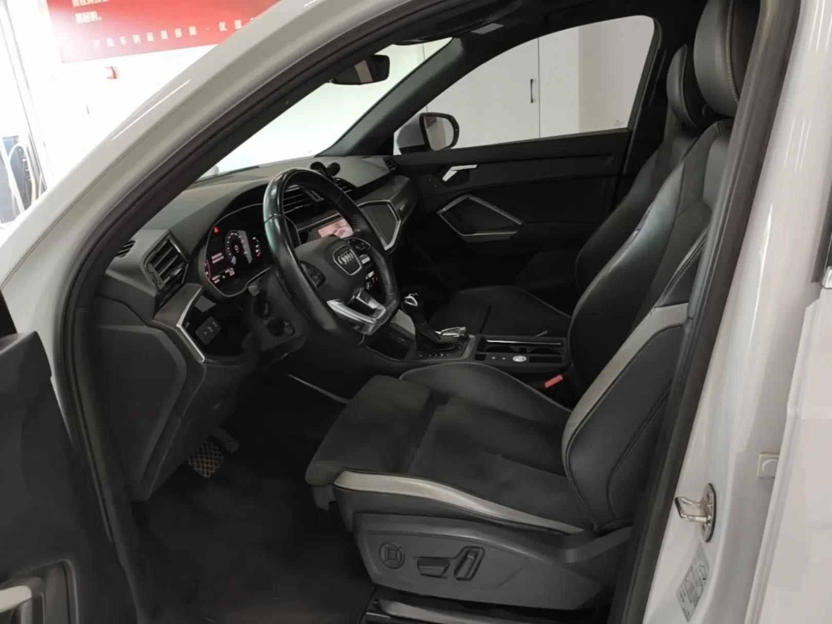 Audi Q3 2021 35 TFSI Fashion Dynamic Model — миниатюра 17