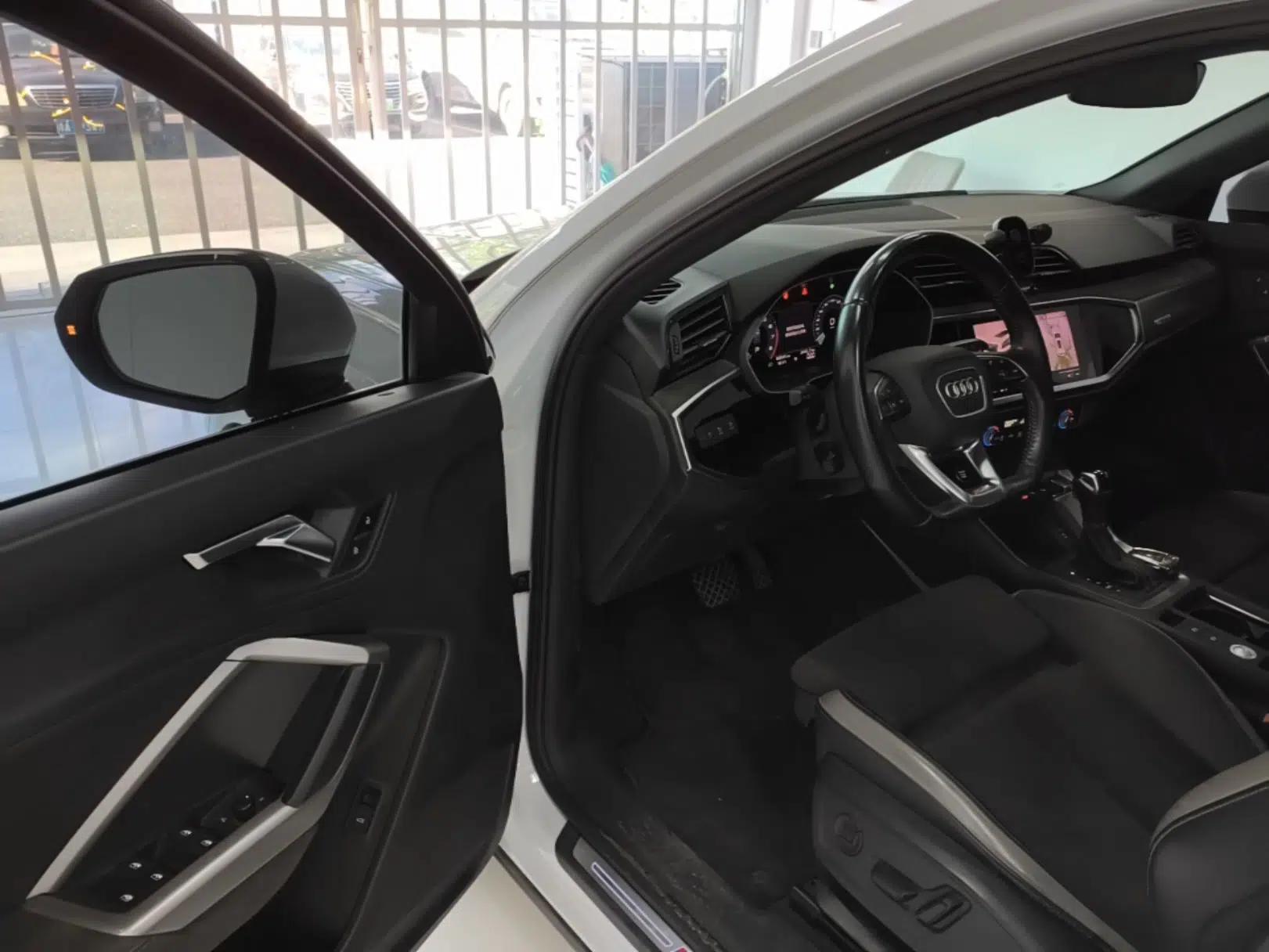 Audi Q3 2021 35 TFSI Fashion Dynamic Model — миниатюра 18