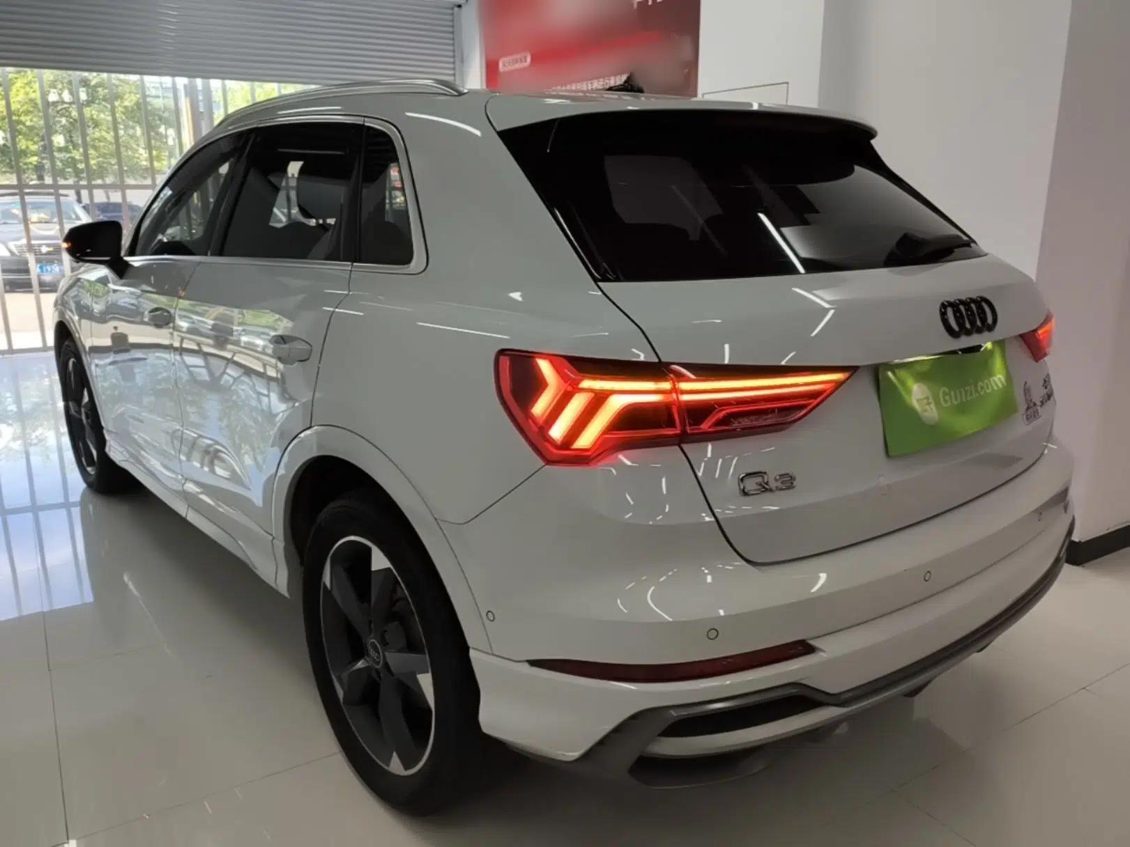 Audi Q3 2021 35 TFSI Fashion Dynamic Model — миниатюра 4