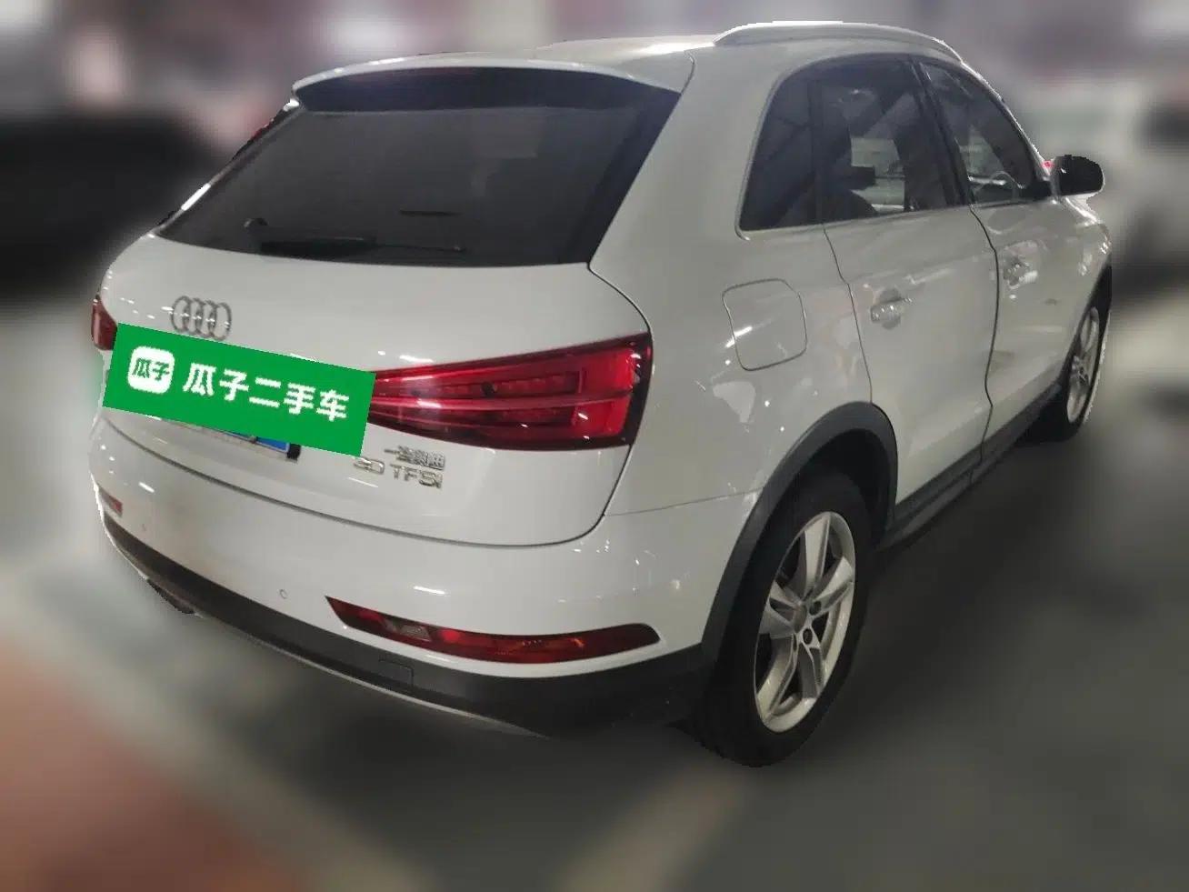 Audi Q3 2018 30th Anniversary Edition 30 TFSI Style Model — миниатюра 6