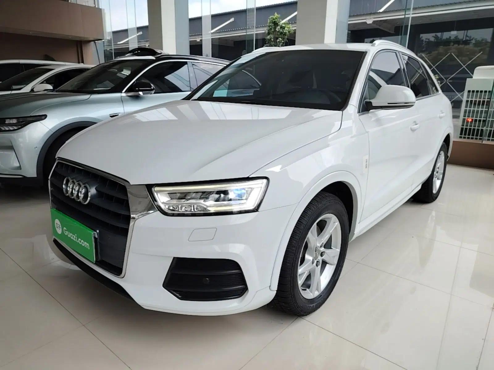 Audi Q3 2018 30th Anniversary Edition 30 TFSI Fashion Model — миниатюра 1