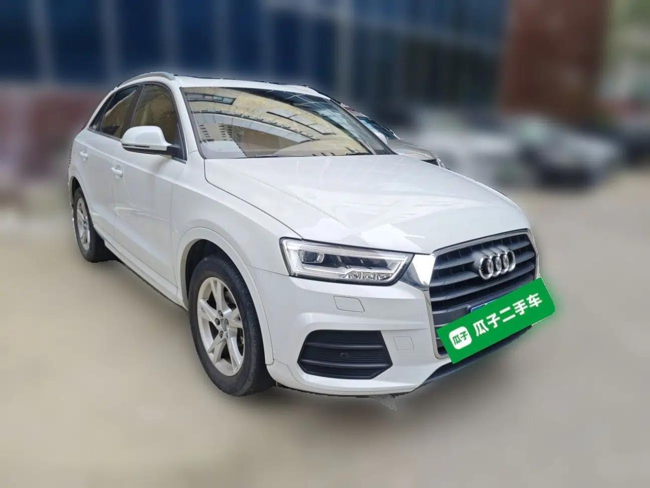 Audi Q3 2018 30th Anniversary Edition 30 TFSI Fashion Model — миниатюра 3