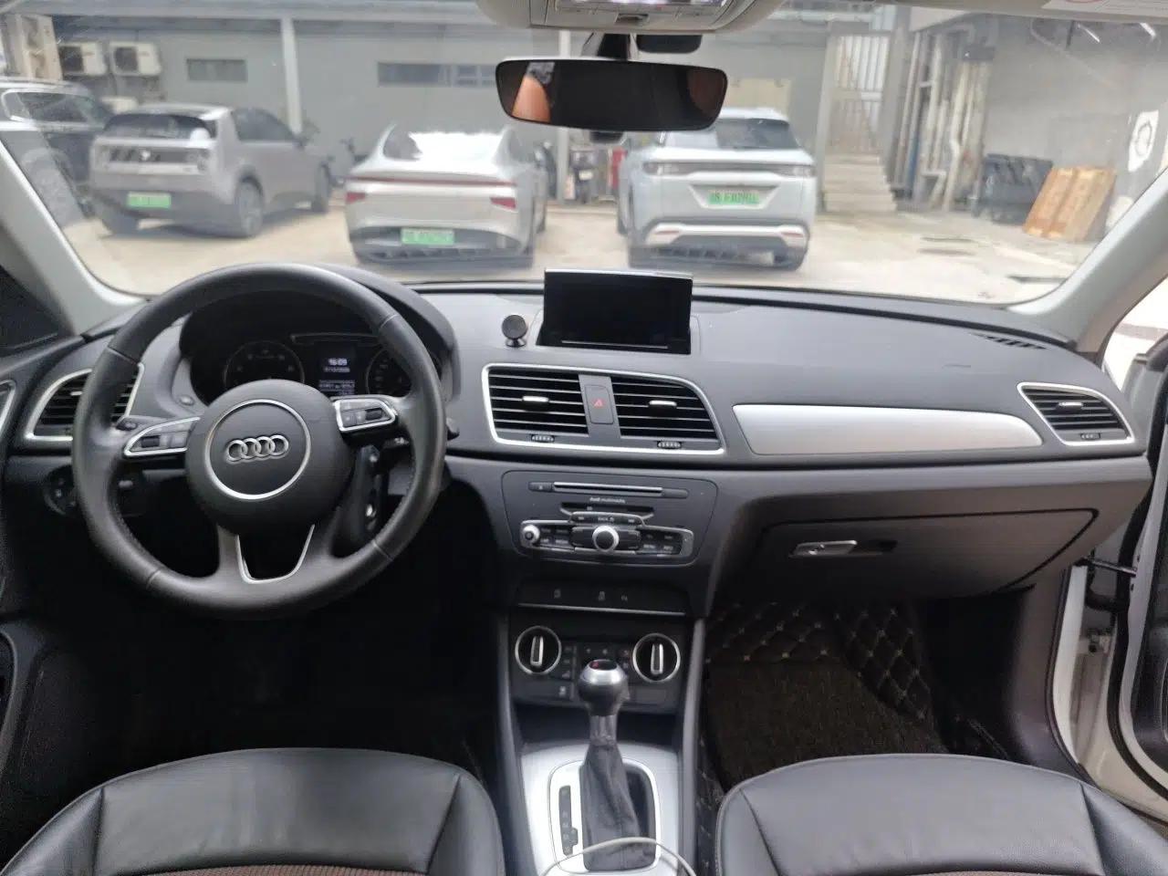Audi Q3 2018 30th Anniversary Edition 30 TFSI Fashion Model — миниатюра 9