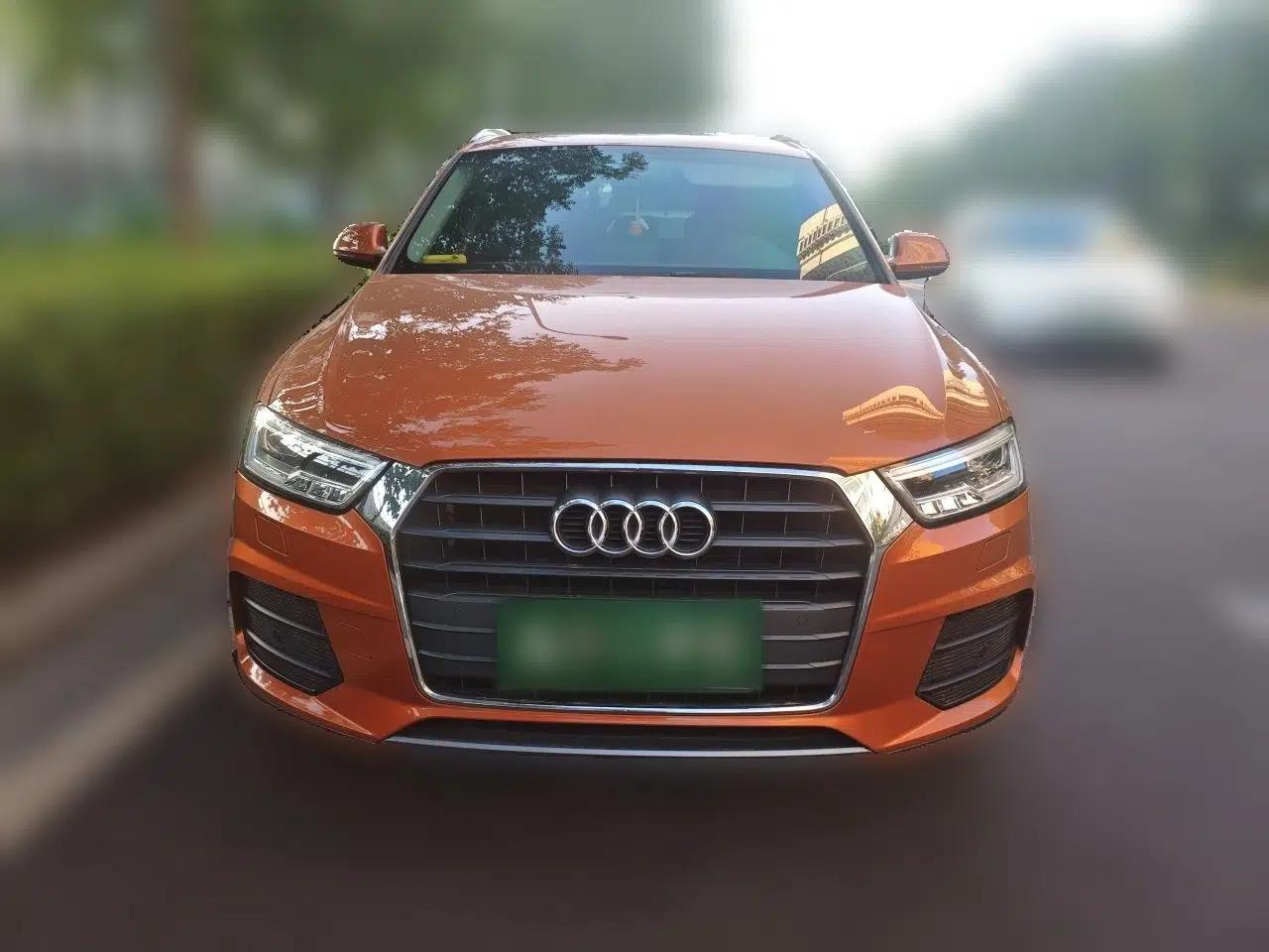 Audi Q3 2018 30th Anniversary Edition 30 TFSI Style Model — миниатюра 2