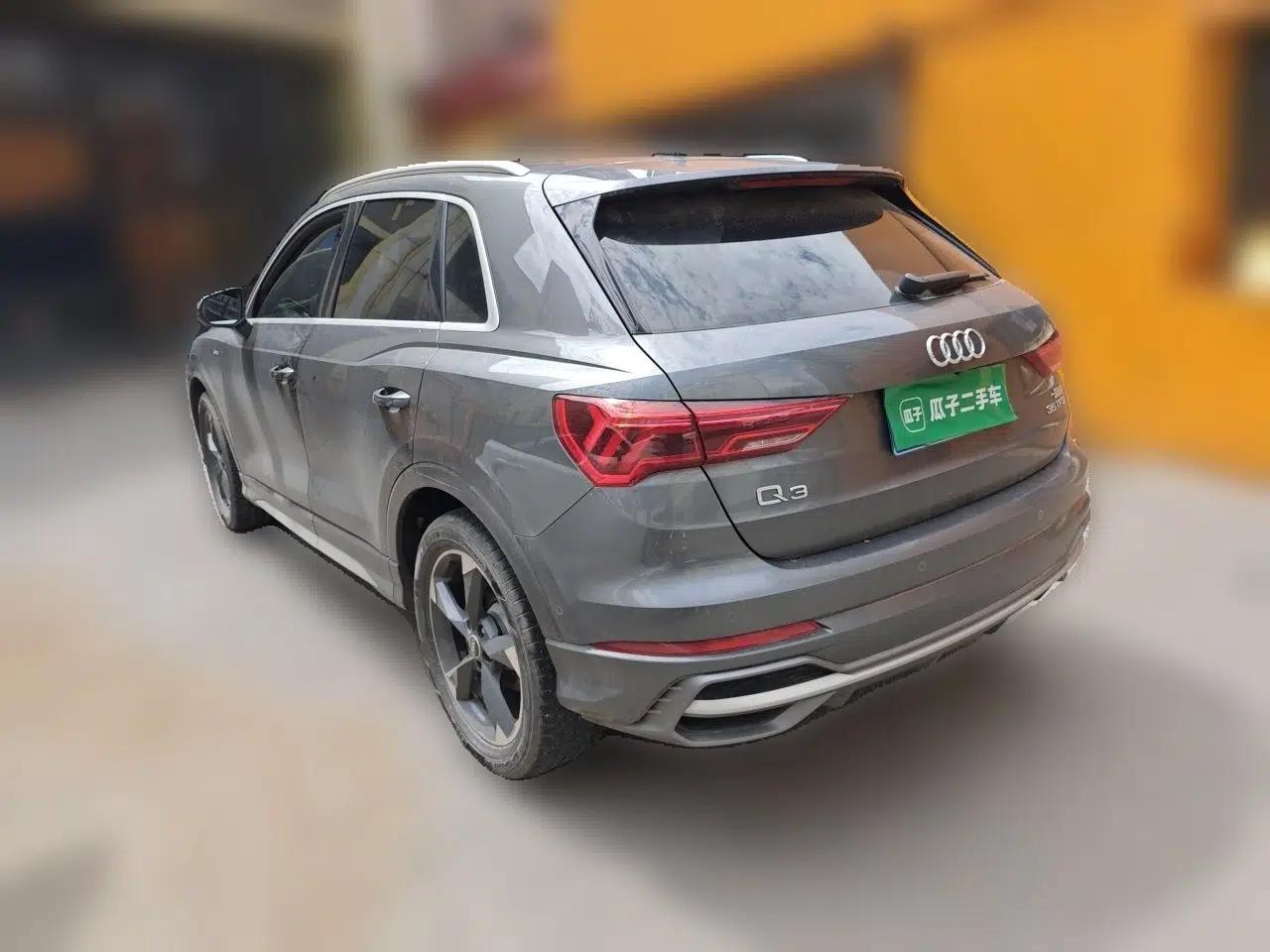 Audi Q3 2022 35 TFSI Fashion Dynamic Model — миниатюра 4