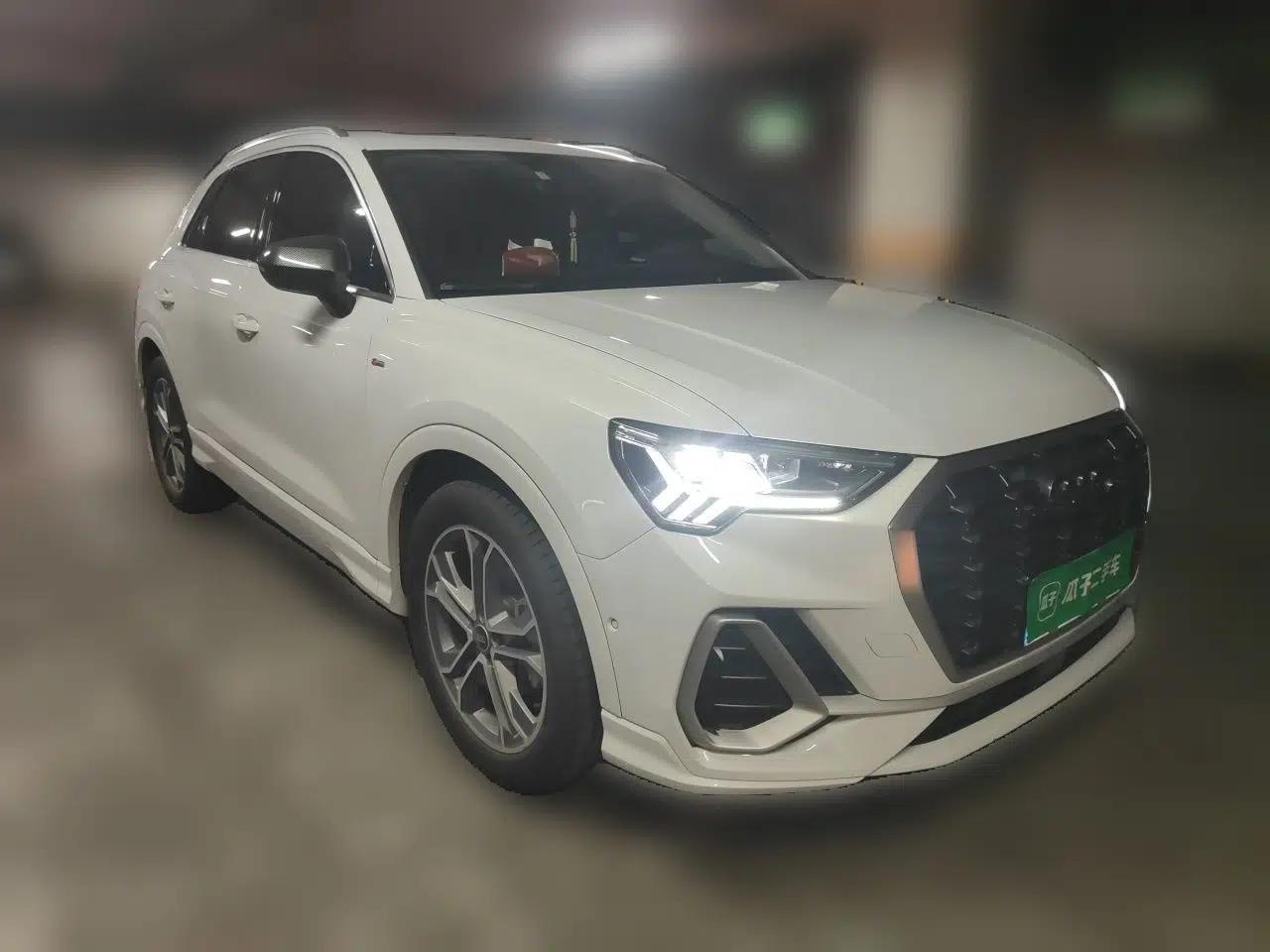 Audi Q3 2022 40 TFSI Fashion Dynamic Model — миниатюра 3