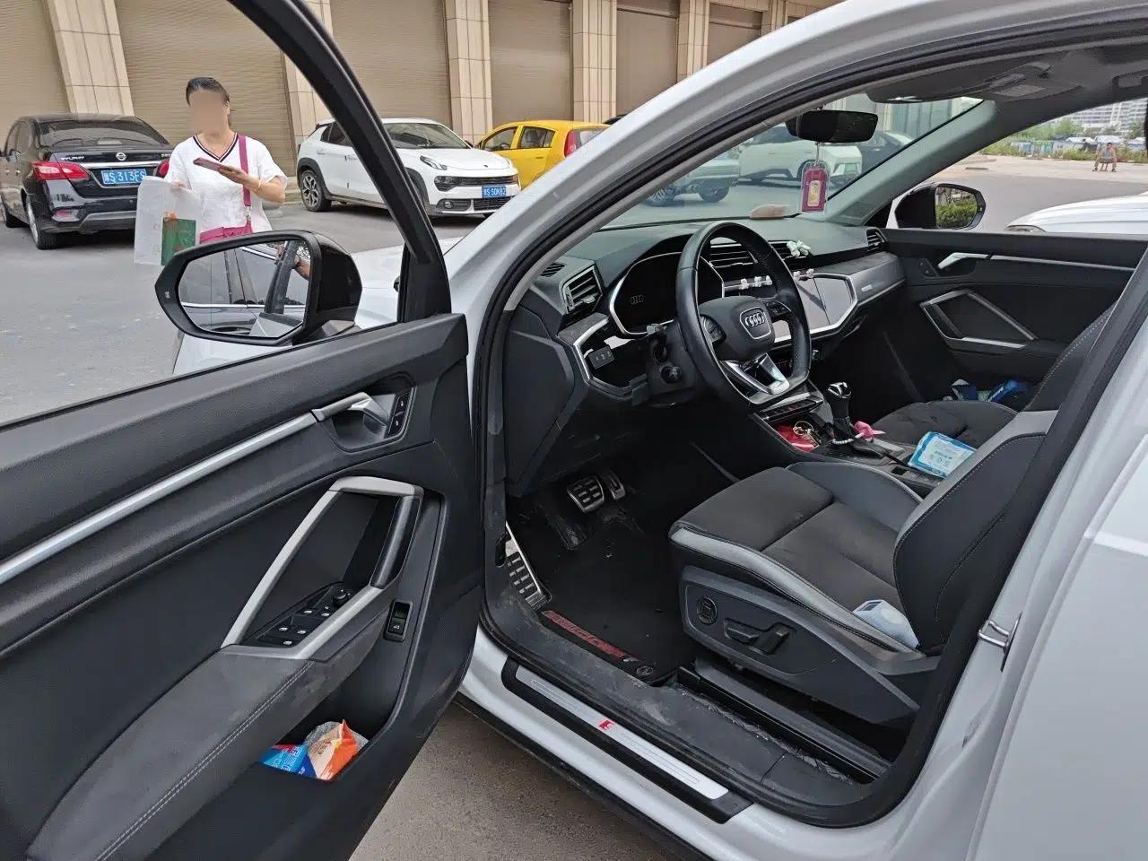 Audi Q3 2023 35 TFSI Fashion Dynamic Model (1.5T) — миниатюра 16