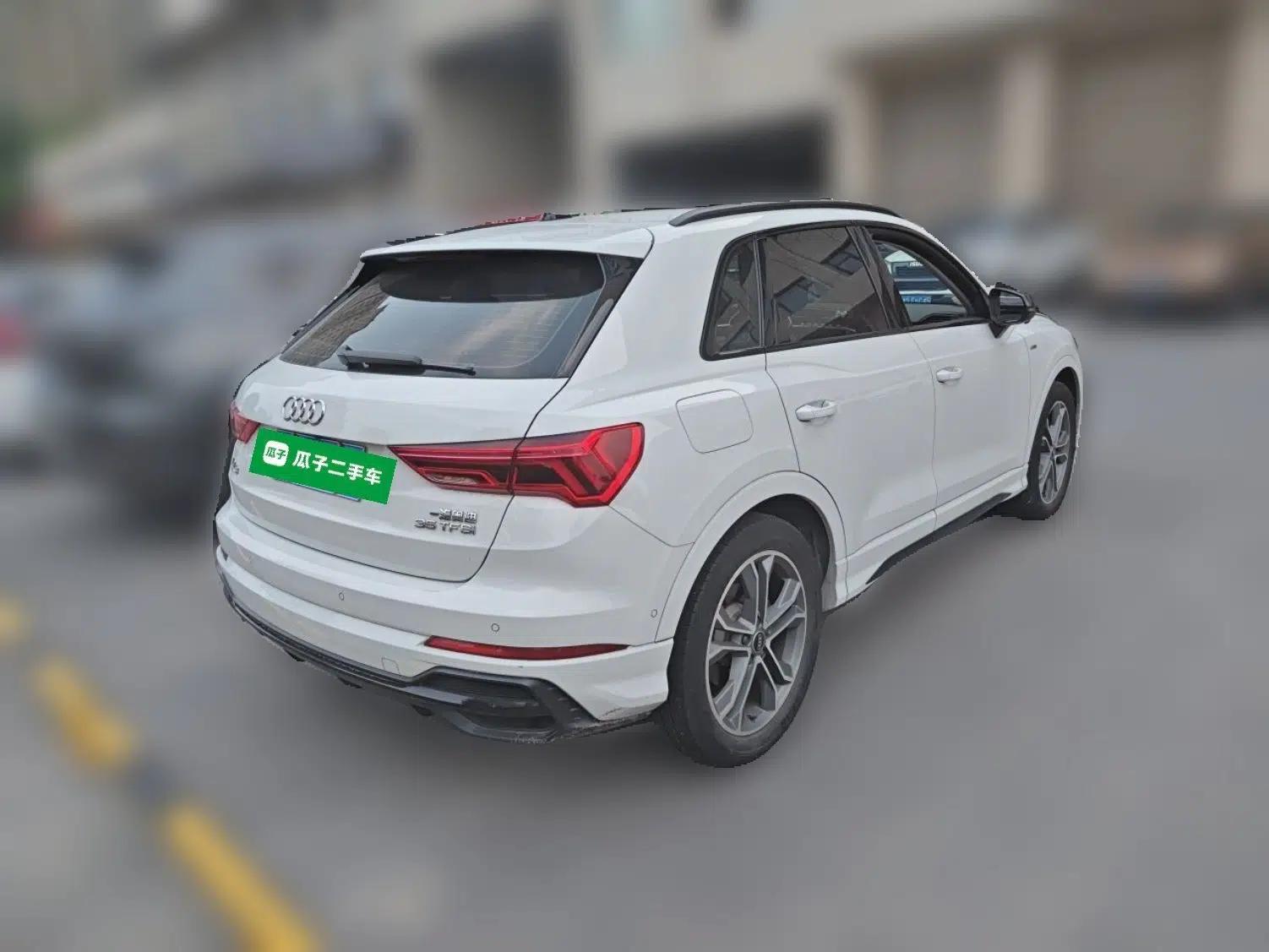 Audi Q3 2023 35 TFSI Fashion Dynamic Model (1.5T) — миниатюра 6