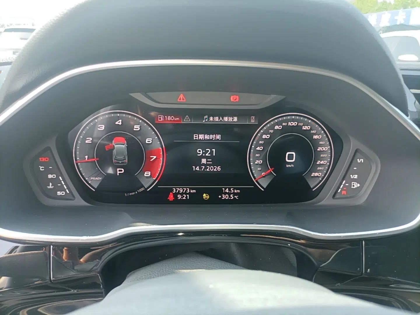 Audi Q3 2022 35 TFSI Fashion Dynamic Model — миниатюра 14