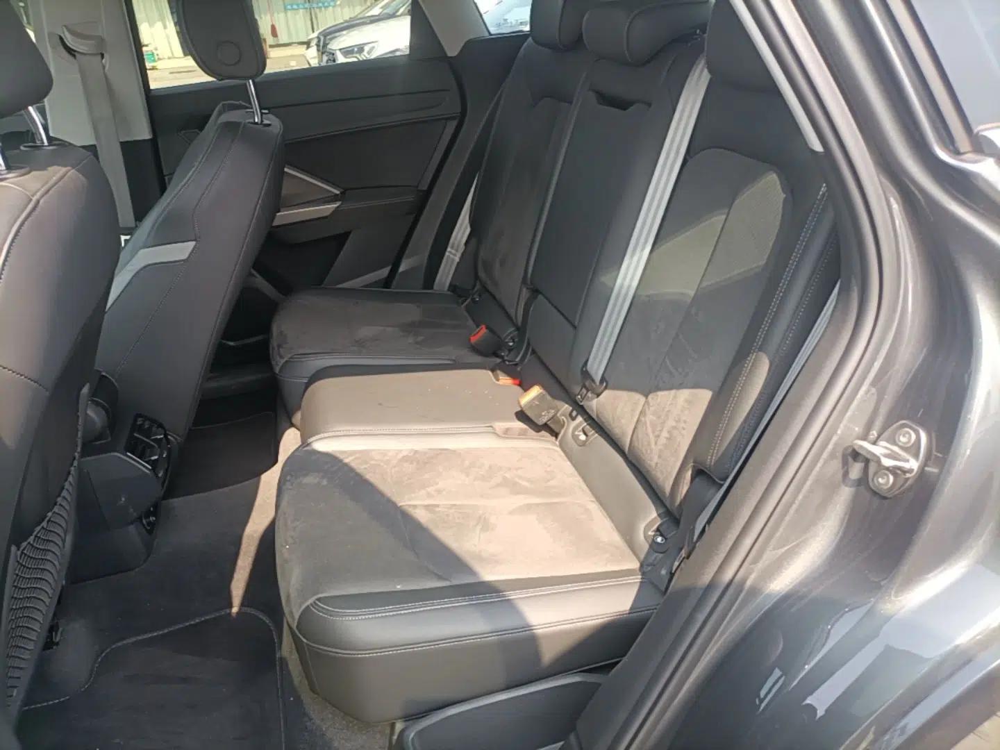 Audi Q3 2022 35 TFSI Fashion Dynamic Model — миниатюра 20